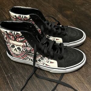 Vans Skull high top tennis shoes men’s 6.5 woman’s 8